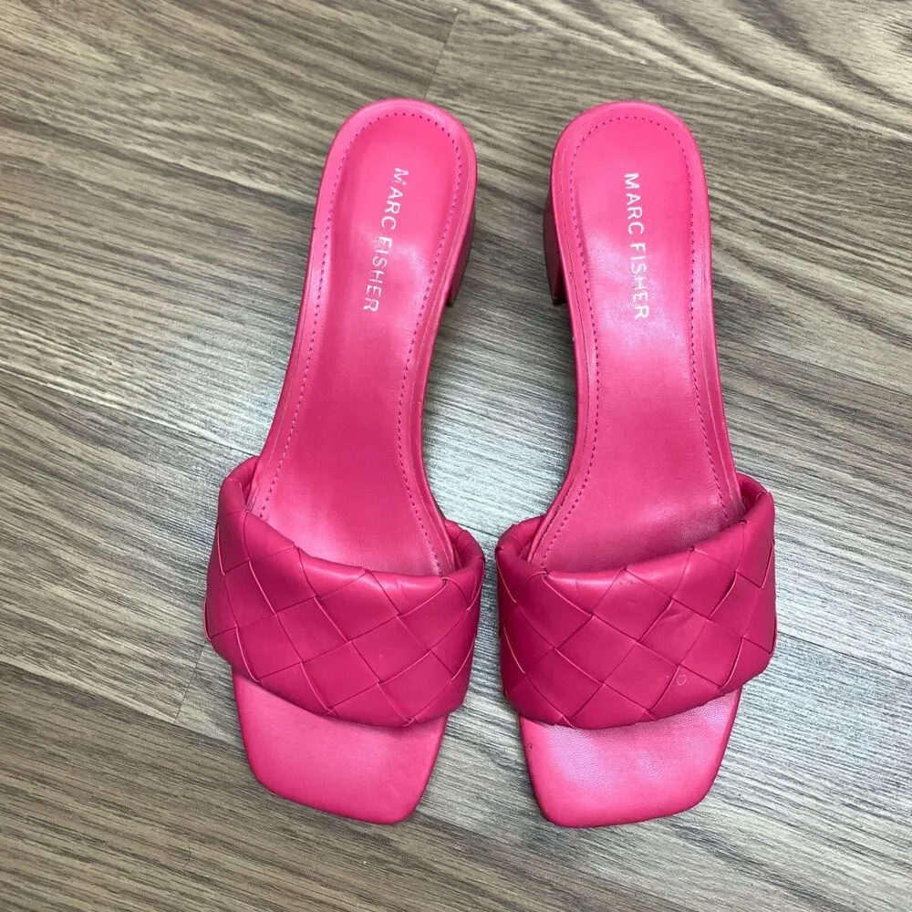 Marc Fisher Sandals Size 8M Hot Pink Casper Block Heel Barbiecore Travel Slip-On